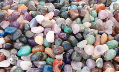 柬埔寨進口報關公司哪家好？柬埔寨半寶石清關流程