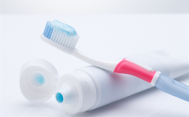 進(jìn)口牙膏清關(guān)代理方面的知識,臻力想與您嘮一嘮 牙膏進(jìn)口清關(guān)代理